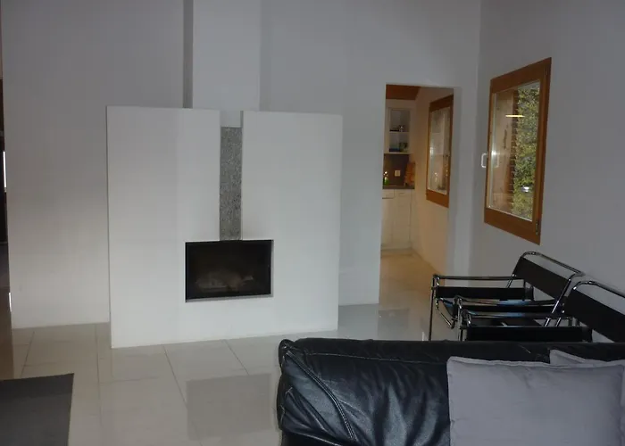 Moderne Attraktive Dachwohnung Fuer Max. 6 Personen In Ruhiger Umgebung *